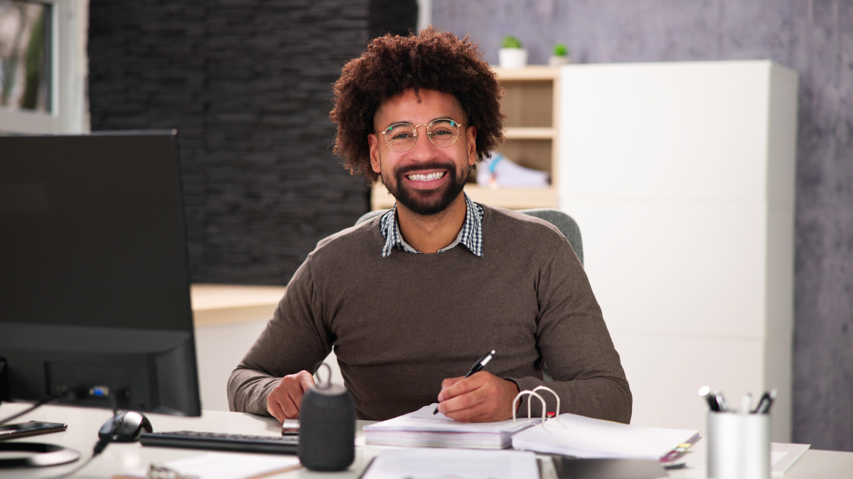 What Does a Financial Accountant Do?